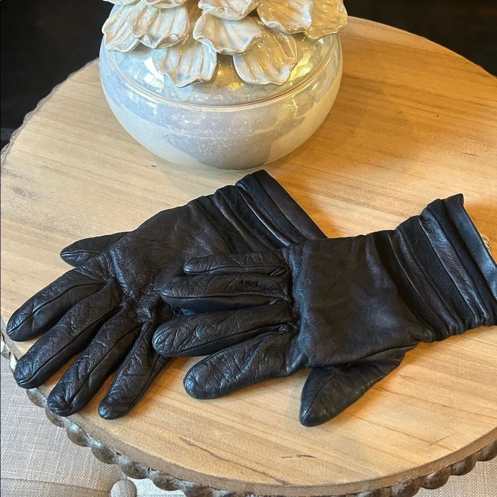 Giada Paris Black Leather/Cashmere Interior Hand Gloves
